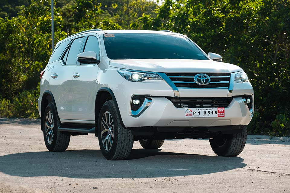 Toyota Fortuner-High End Toyota Fortuner-High End